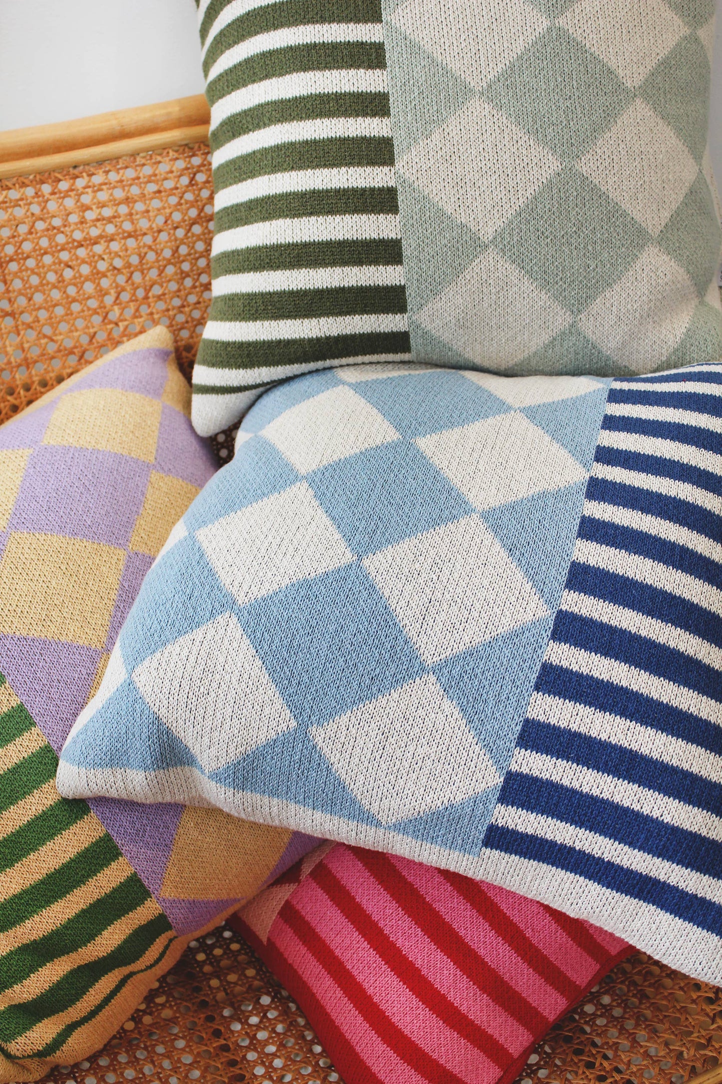 Diamond Checkerboard Knit Throw Pillow