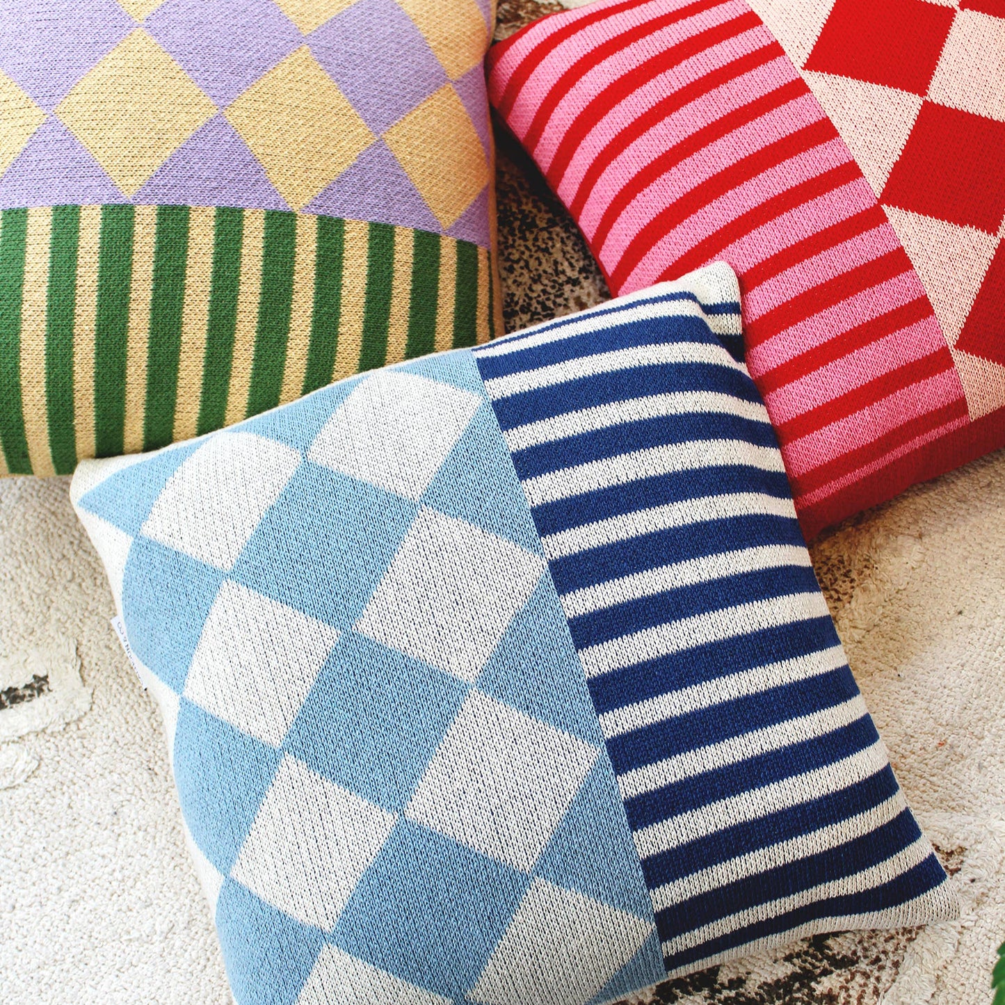 Diamond Checkerboard Knit Throw Pillow