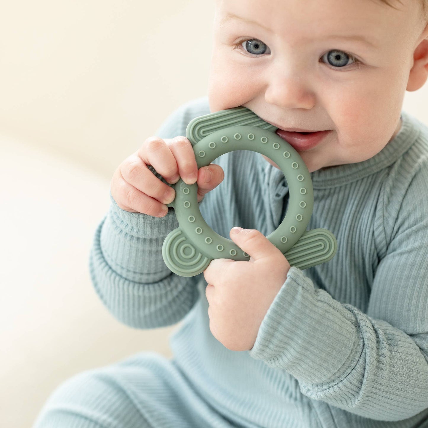Frog Rattle Buddy