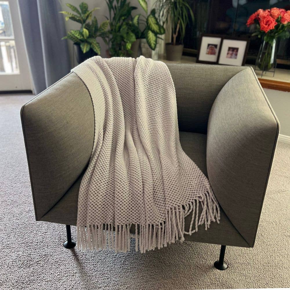 Humble Hilo | Knitted throw