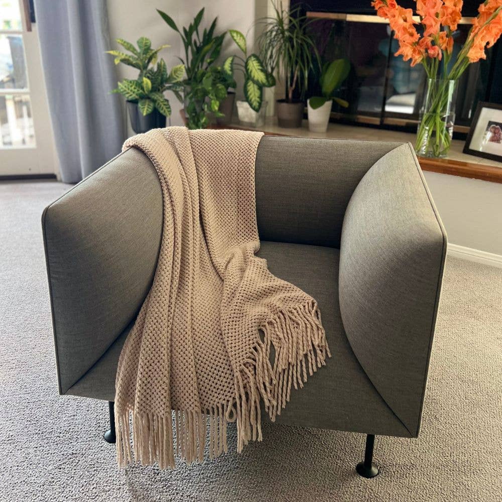 Humble Hilo | Knitted throw
