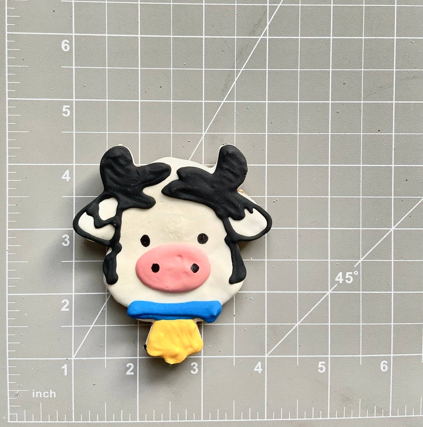 Lucky Biscuit Pet Bakery | Farm Friend Cookies