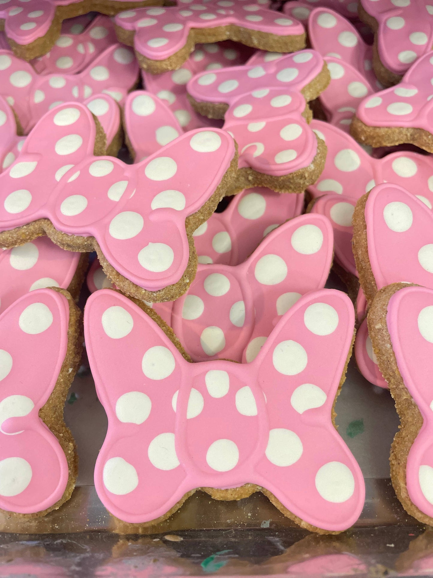 Lucky Biscuit Pet Bakery | Love Stinks -But These Cookies Don’t