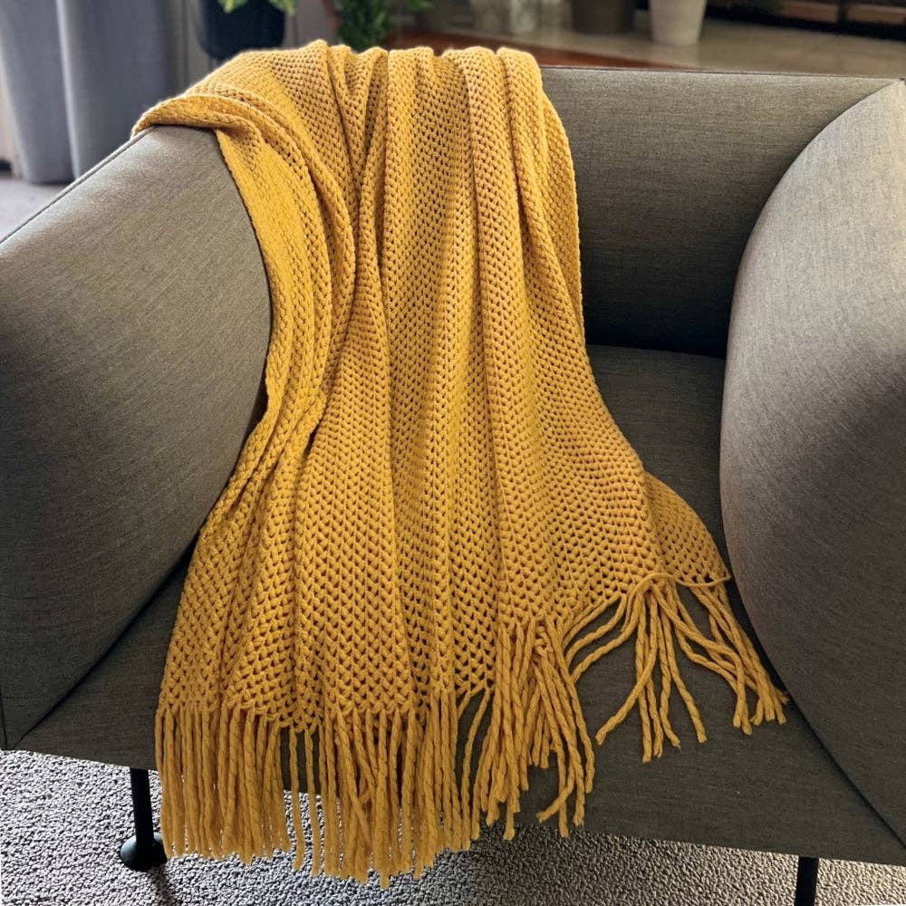 Humble Hilo | Knitted throw